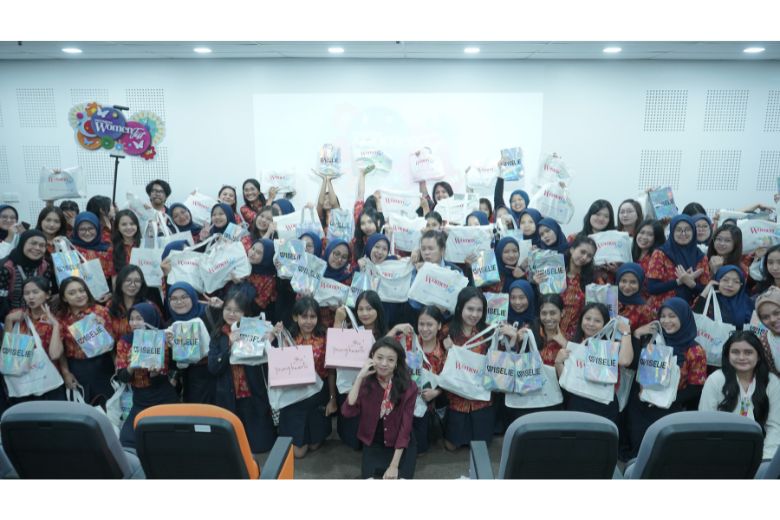 News Image-indonesia-women-fest-gelar-agenda-fashion-grooming-dalam-women-go-to-campus-institut-pariwisata-trisakti-20250929103146